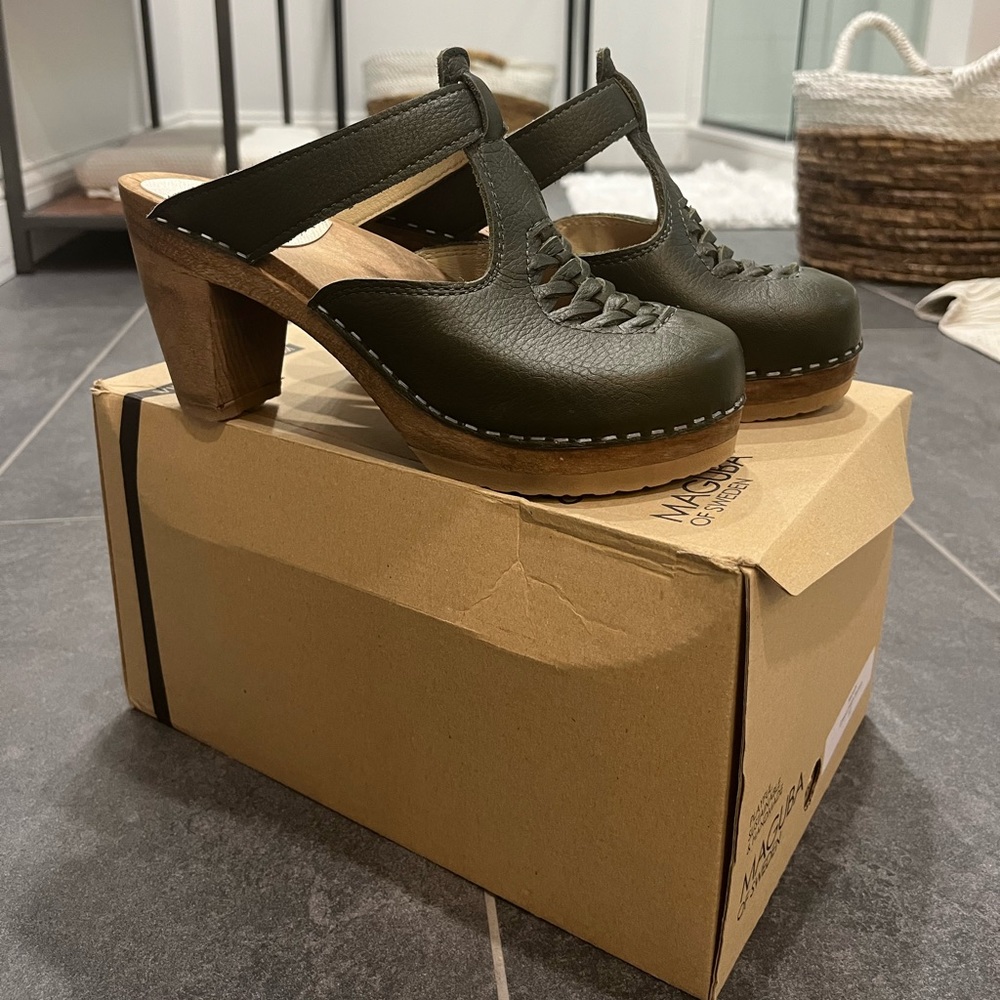 Maguba of Sweden clog – 37